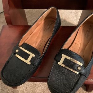 Naturalizer Black Buckle Loafer size 7M